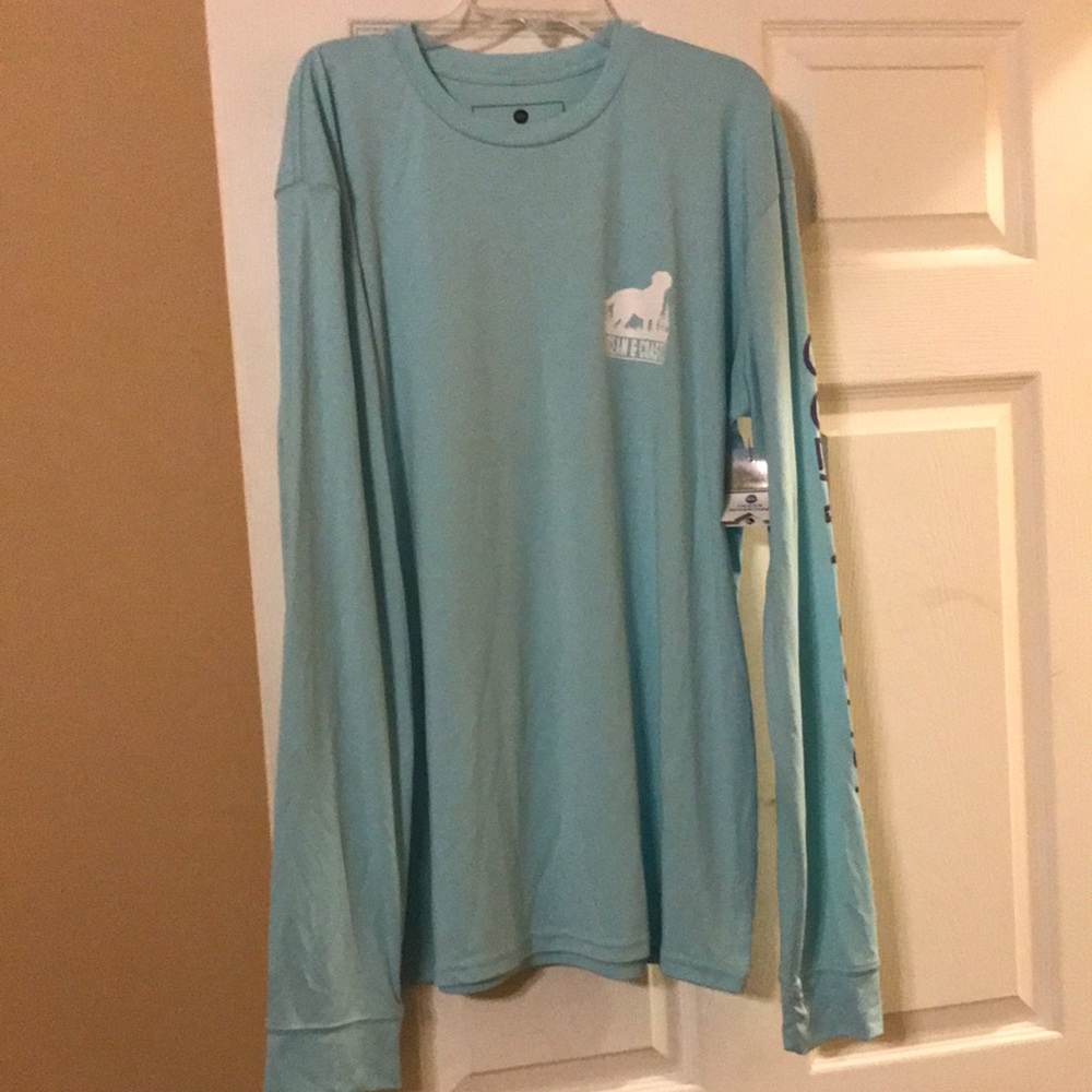 Ocean coast. Ocean advantage. Large. Long sleeve.
